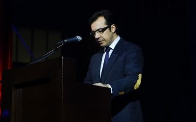 EL POETA JOSÉ LEÓN EMOCIONA AL MUNDO GALGUERO EN UN ACTO DE PRESENTACIÓN PARA LA HISTORIA